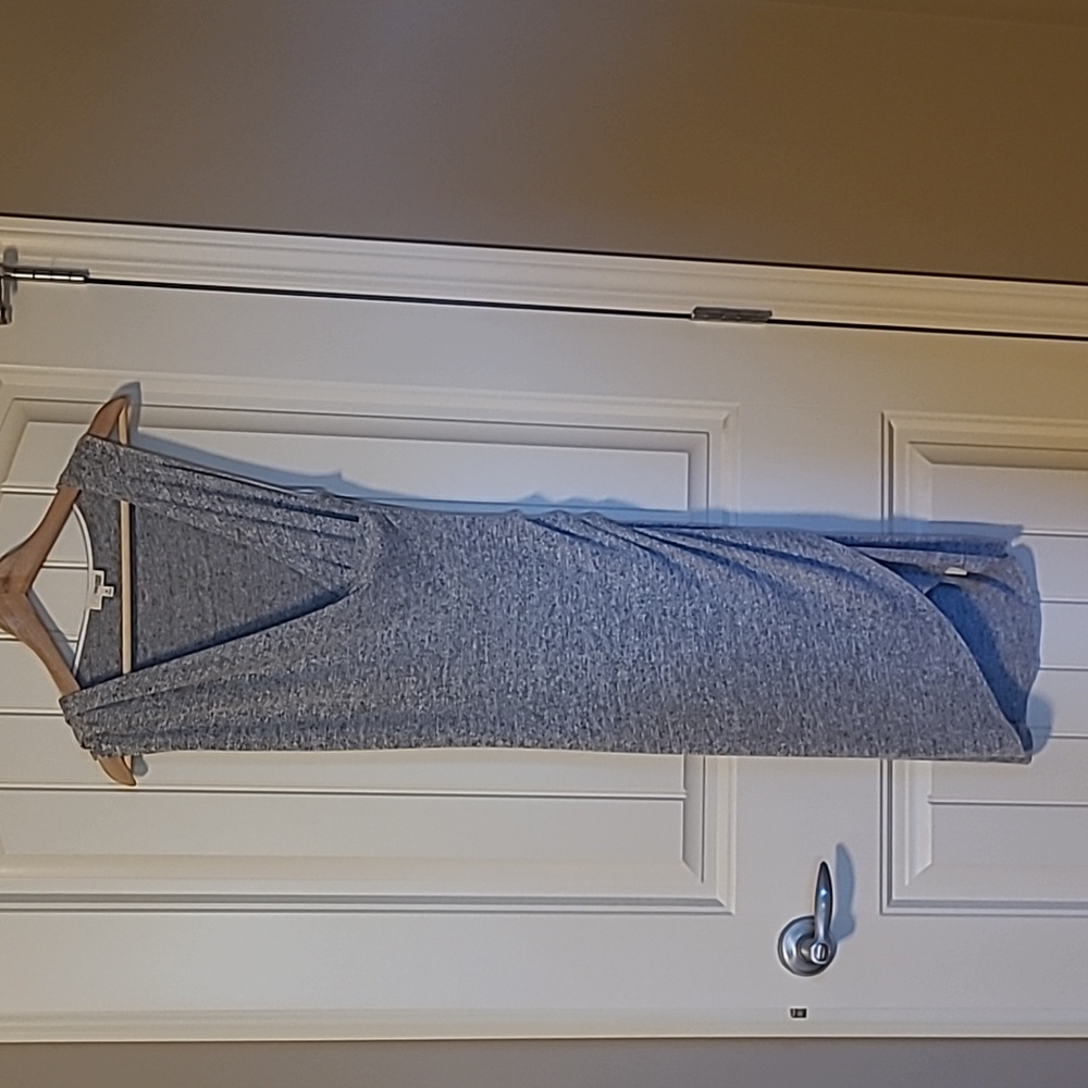 Wilfred Free sleevless dress from Aritzia